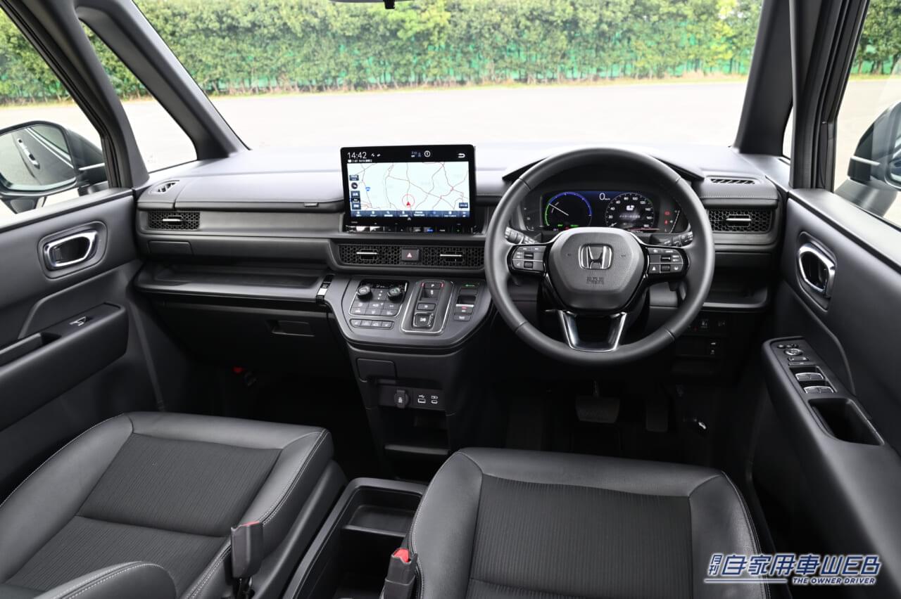 |【ノア/ヴォクシー、ステップワゴン、セレナ】人気ミニバン買うならどれがいい?実力モデルを老舗バイヤーズガイドが比較!