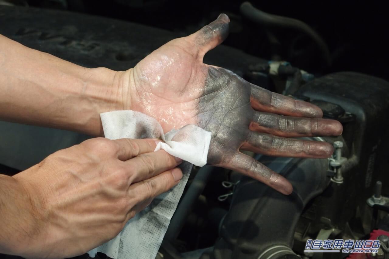 |「魔法じゃん…」水も石鹸も不要、涙出るほスゴイ。工具メーカーが開発したお掃除グッズが有能過ぎて「こりゃ、すげーわ」「救世主すぎる」