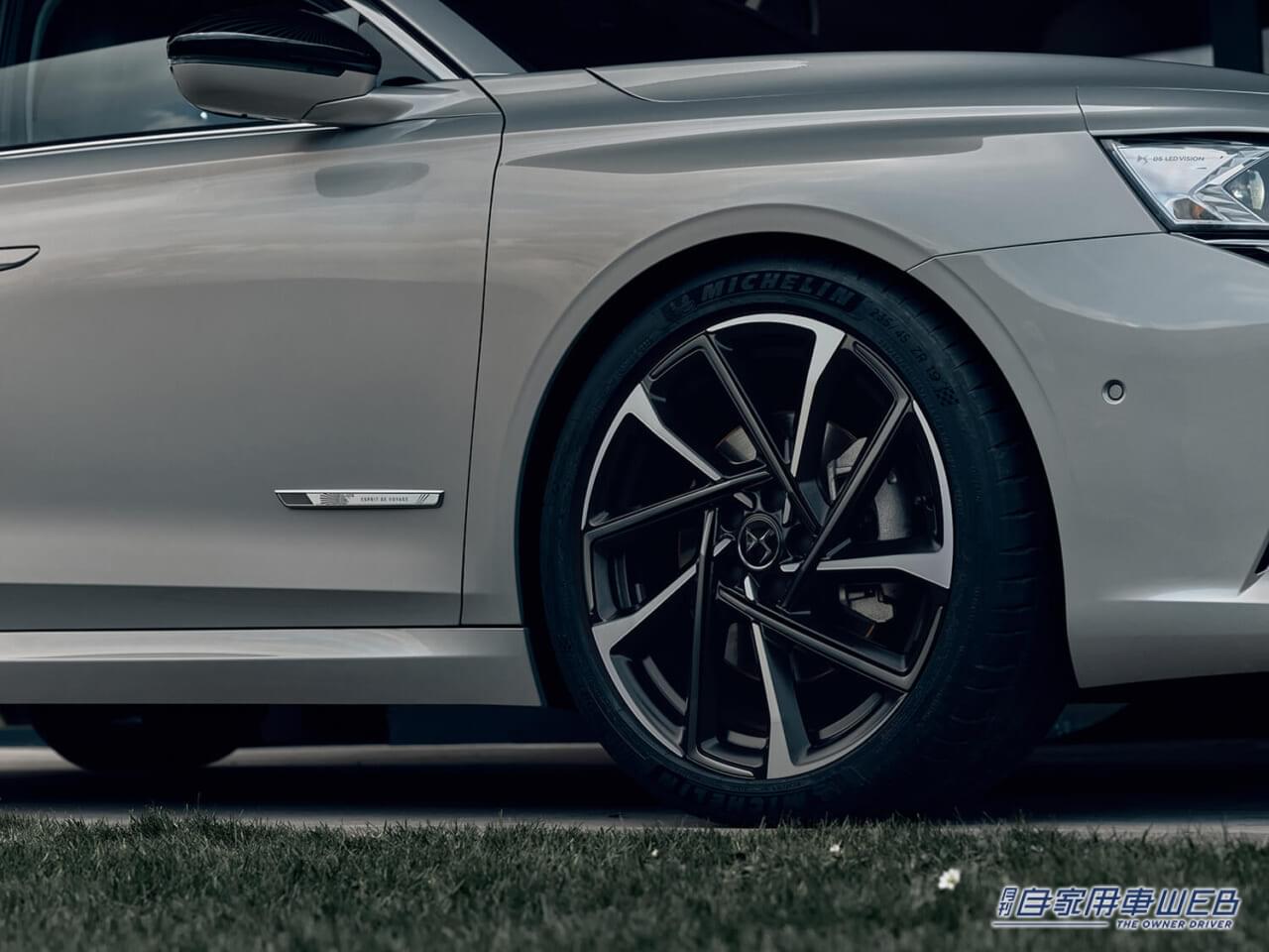 |1ランク上を貪欲に追求した人気シリーズが上陸、特別仕様車 「DS 9 Esprit de Voyage E-TENSE」を発売開始
