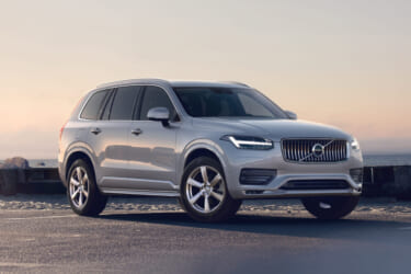 ボルボ、XC90の仕様変更を発表