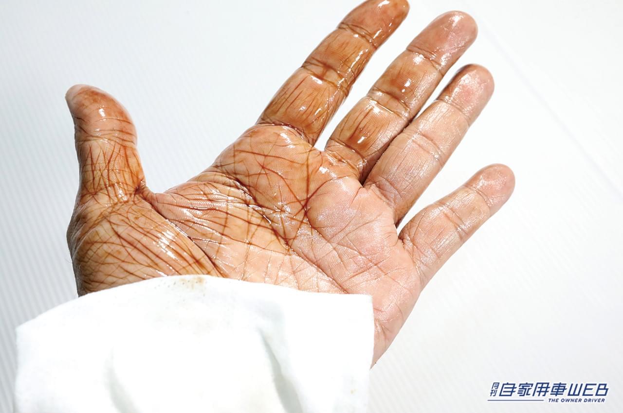 |「魔法じゃん…」水も石鹸も不要、涙出るほスゴイ。工具メーカーが開発したお掃除グッズが有能過ぎて「こりゃ、すげーわ」「救世主すぎる」