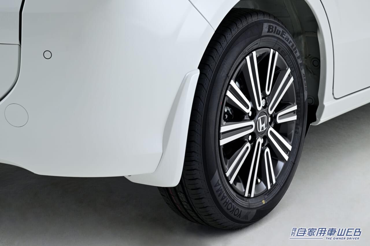 |ホンダアクセス、新型フリード用の純正アクセサリーを発売 クロスターとエアーのキャラクターに合ったアイテムをラインナップ