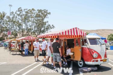 元祖キャンピングカーといえばワーゲンバス アメリカのVWイベントで見つけたキャンパーたち
