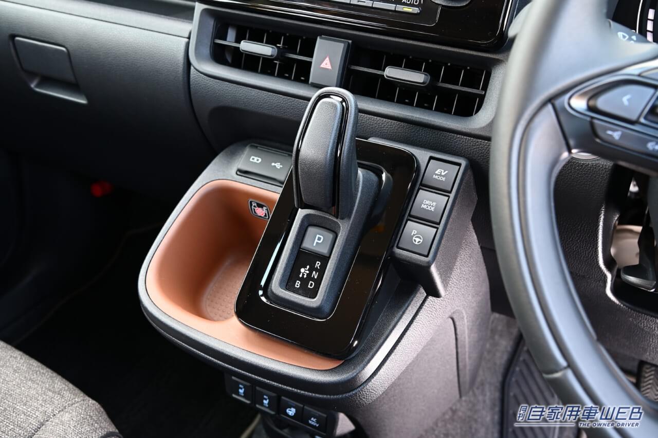 |写真でチェック! ホンダ・フリード/トヨタ・シエンタの気になるポイントを解説