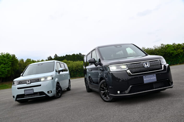 [メーカー名] [車両名]：[画像説明]