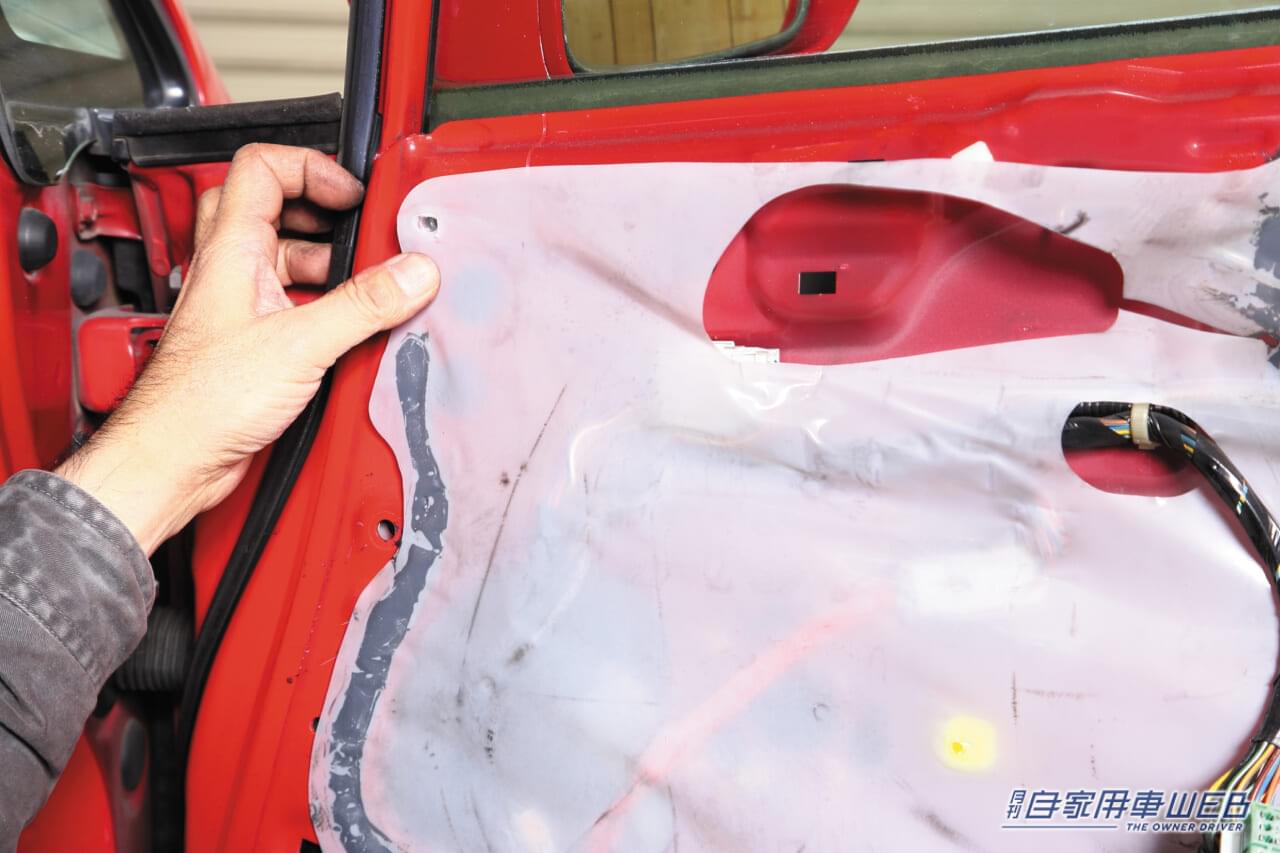 |作業のポイントは塗装クリア層の処理にあり! ボロボロのドアミラー、分解掃除のすゝめ