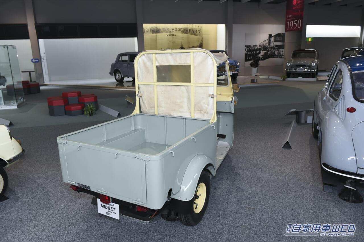 |「一番安いクルマ~」「知ってたらスゴイかも」話題を呼んだCMで大ヒット、キュートなスタイルも人気に拍車。