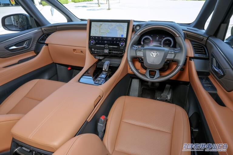 トヨタ ヴェルファイアのコクピット|走りのミニバンならヴェルファイア! こだわるユーザーから高性能ターボ車が熱視線を集める理由と、最新購入情報を解説!