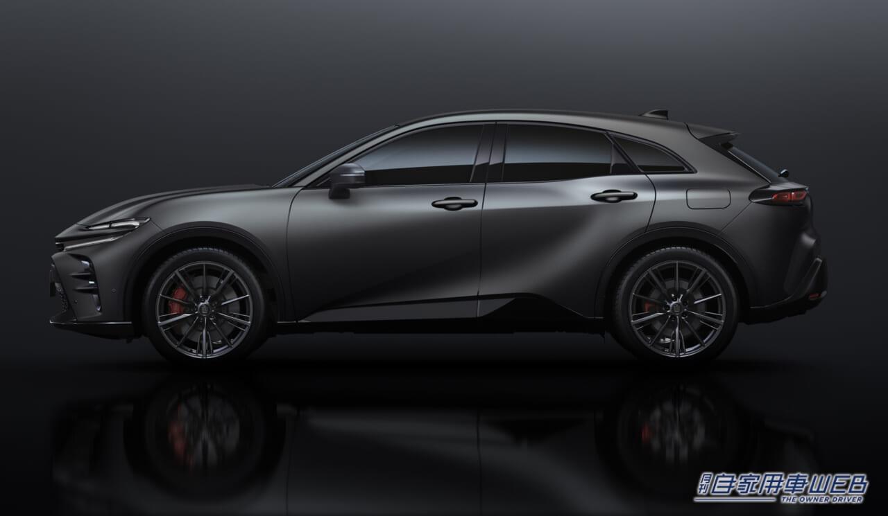 マットブラックで漆黒に染められた、特別なクラウン スポーツが登場 「THE CROWN」専用モデル「 RS“THE LIMITED-MATTE METAL”」を発売開始