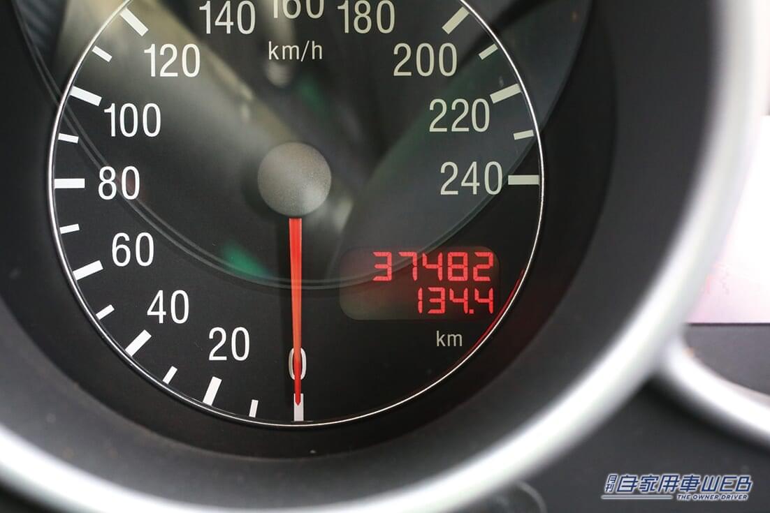 |「マジかよ…」「バカすぎ」エンジンオイルの代わりにオリーブオイルを入れてみた結果…