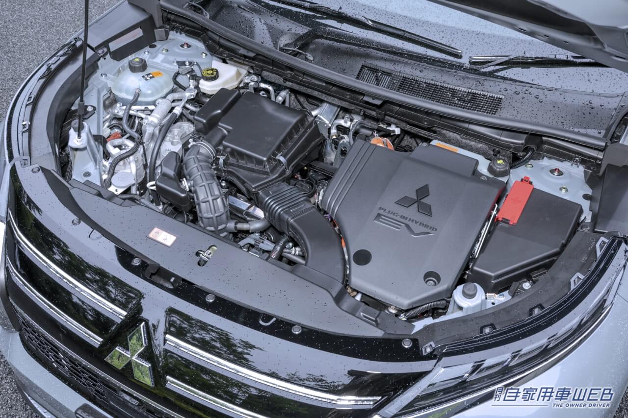 |三菱「アウトランダーPHEV」が”大幅改良”!内外装の変更やバッテリーの刷新に、サスペンションも最適化!