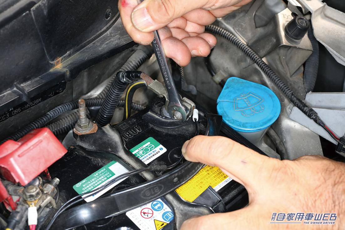 |【メンテの秋、到来】バッテリー上がりのリスクを下げる、簡単チェック項目&診断方法とは?