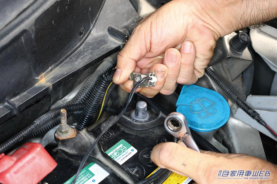 |【メンテの秋、到来】バッテリー上がりのリスクを下げる、簡単チェック項目&診断方法とは?