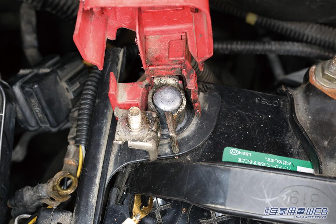 |【メンテの秋、到来】バッテリー上がりのリスクを下げる、簡単チェック項目&診断方法とは?