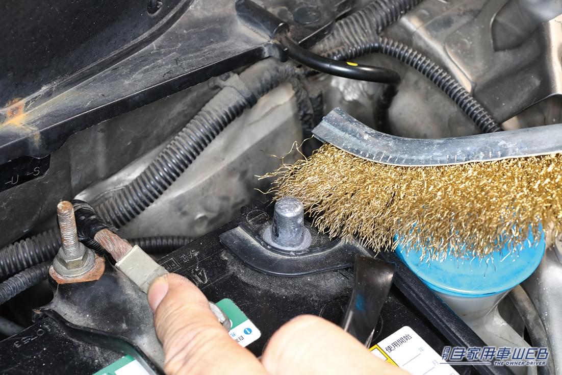 |【メンテの秋、到来】バッテリー上がりのリスクを下げる、簡単チェック項目&診断方法とは?