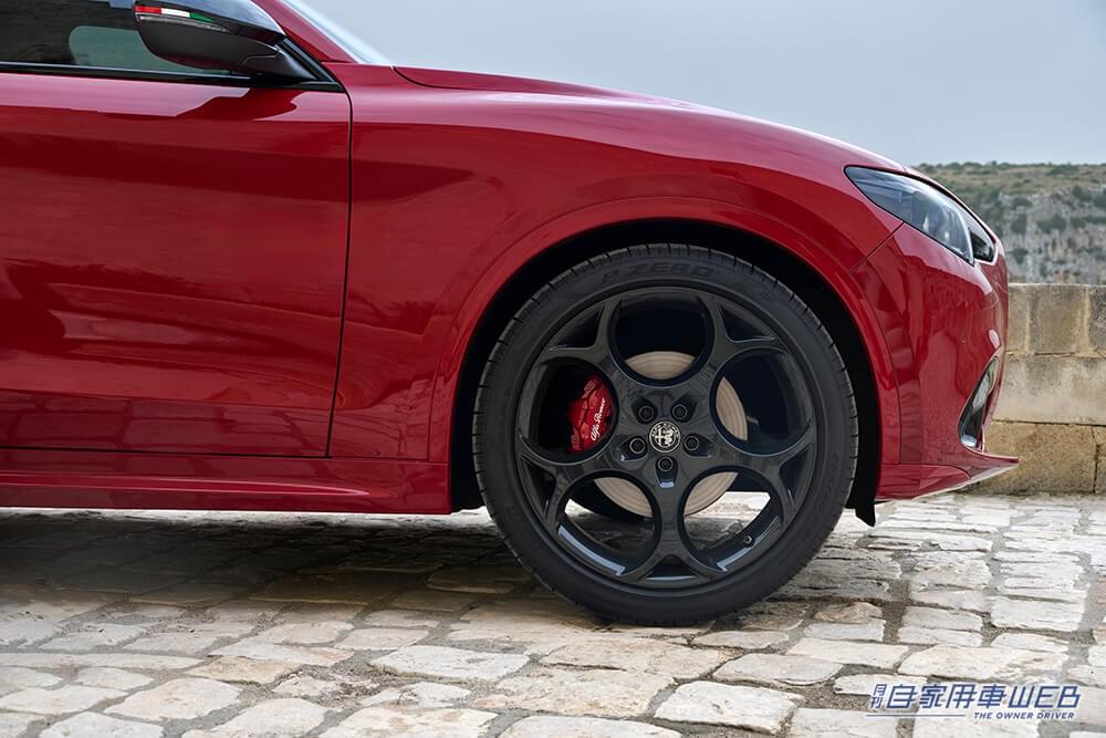 |アルファロメオ、ジュリア&ステルヴィアに台数限定のスペシャルモデル「トリブート イタリアーノ」を導入