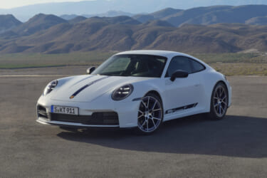 ターボ+MT仕様の硬派すぎる911がデビュー! 「ポルシェ911カレラT」の注文受付を開始