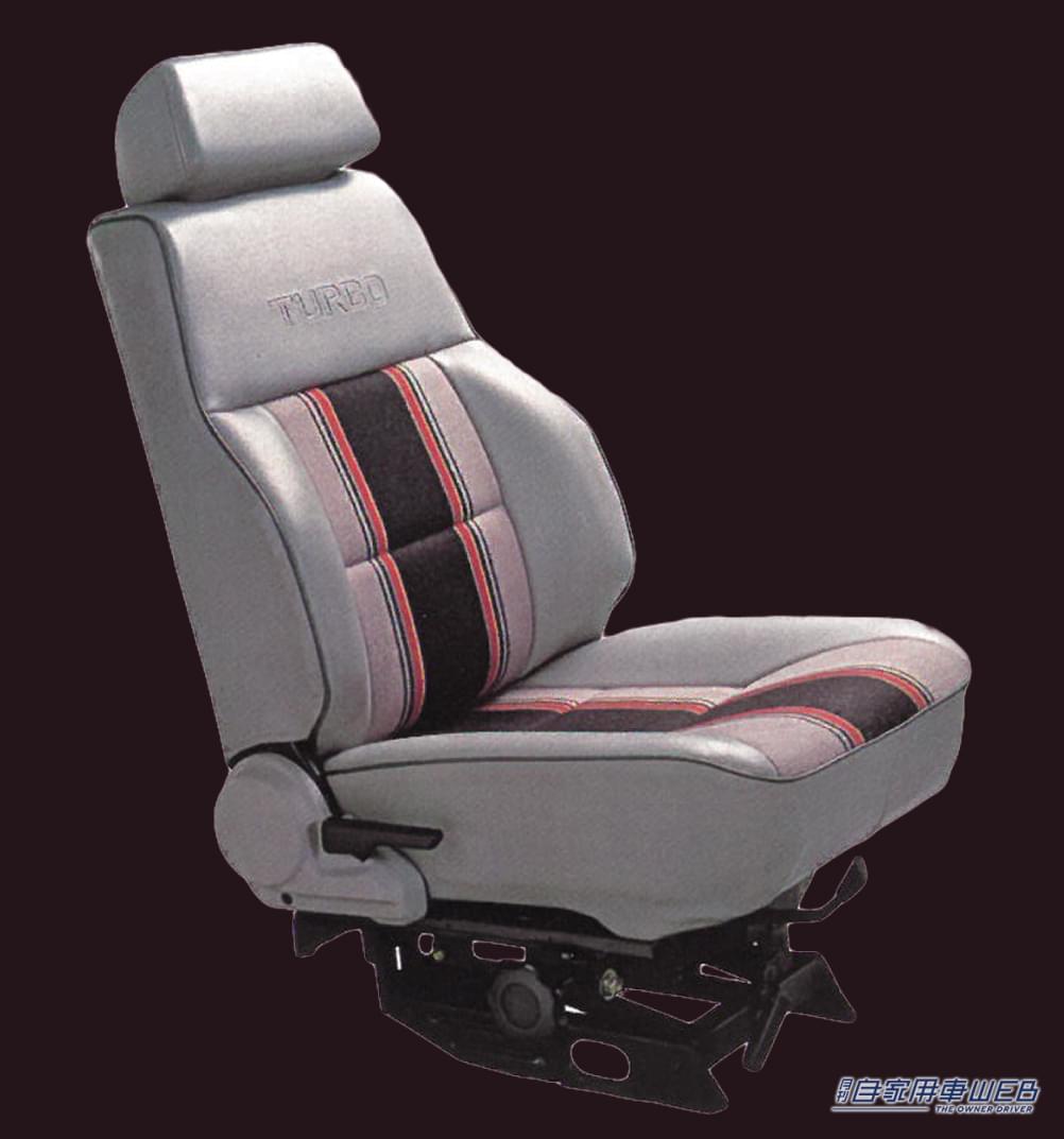 三菱パジェロ シート|「地球を遊ぼう。」遊びの天才は、乗用車感覚で操るクロスカントリー=オフロードを日常に持ち込んだ”RVの先駆者”だった