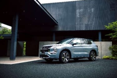 三菱「アウトランダーPHEV」が”大幅改良”!内外装の変更やバッテリーの刷新に、サスペンションも最適化!
