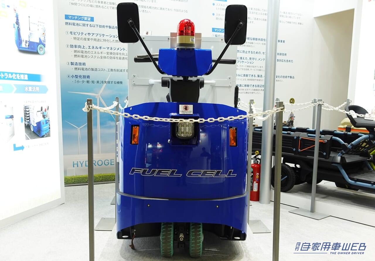 スズキ 水素燃料電池荷役運搬車|「なんかかわいい…」水素で運ぶ! スズキ 水素燃料電池荷役運搬車【JMSB2024】