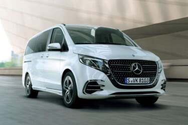 フェイスリフトでイメージ一新、新型Vクラスを発売