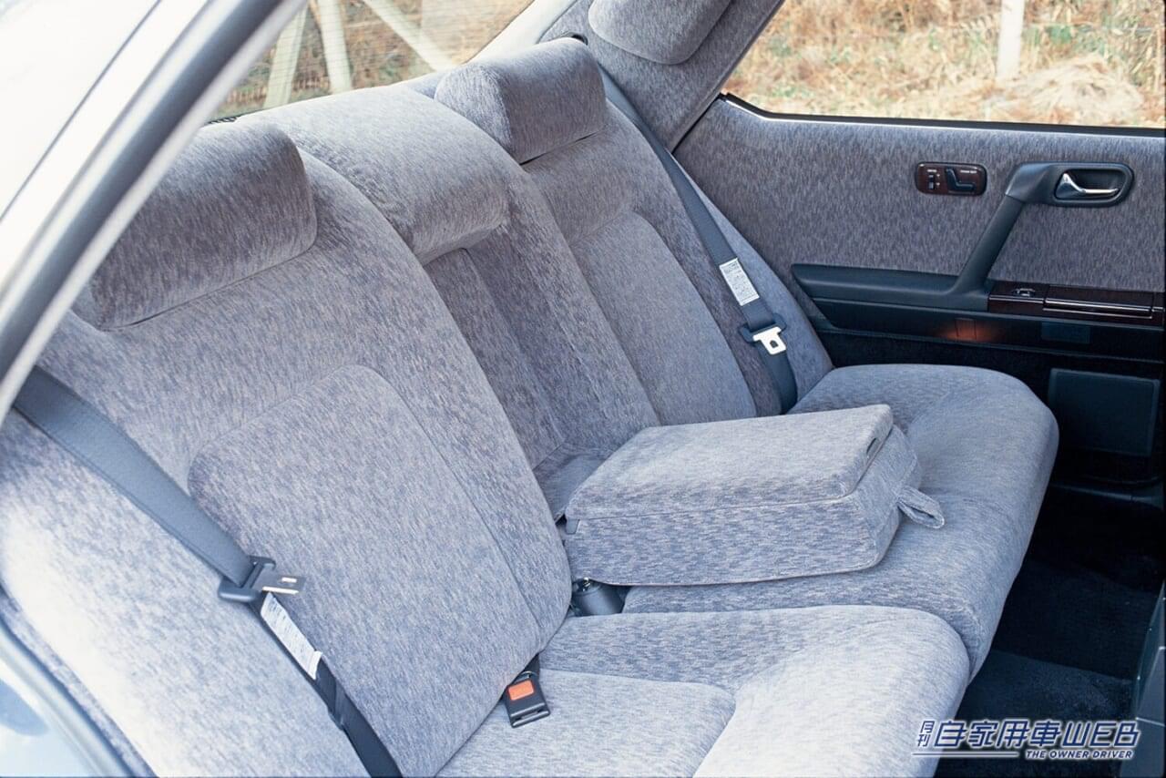 ニッサン 初代シーマ|「オジサン臭ゼロ」「セダンもかっこいいやろ!」当時よく見かけた国産車。マークII・ シーマ・プレリュード・ファミリアetc…