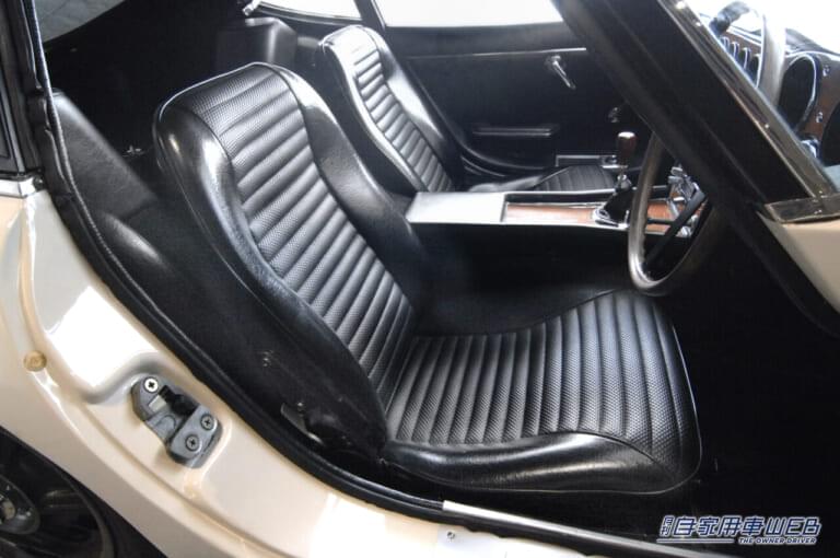 トヨタ2000GT 車内|「トヨタが目指した高級本格スポーツカー」「007ボンドカーになった唯一無二の国産GTカー」前期型と後期型の違いにも着目