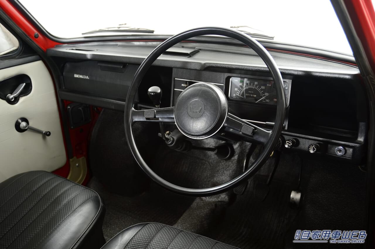 ホンダ N360|革新的な挑戦だったが散々な結果に…。若者中心にバズったが…翌年も派手にやらかした。そんなホンダに救世主。