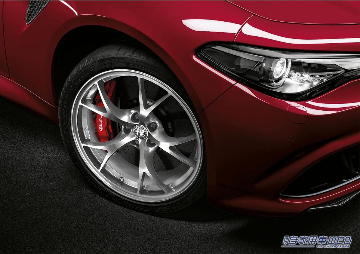 |アルファロメオ・ジュリアに待望の左ハンドル車が登場! 144パターンから仕様を選べるカスタマイズプログラム「Design Your Quadrifoglio」を開始