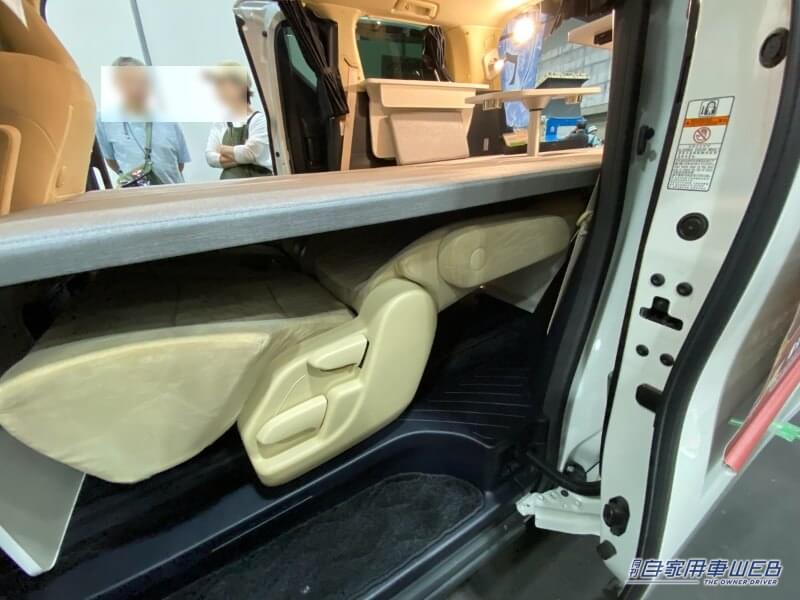 |衝撃トヨタのミニバン「えぇーッ 強すぎる…」「最高すぎる」キッチン付き・車中泊OK。もしかして家より快適かも、アルファードがここまで変わるか!?