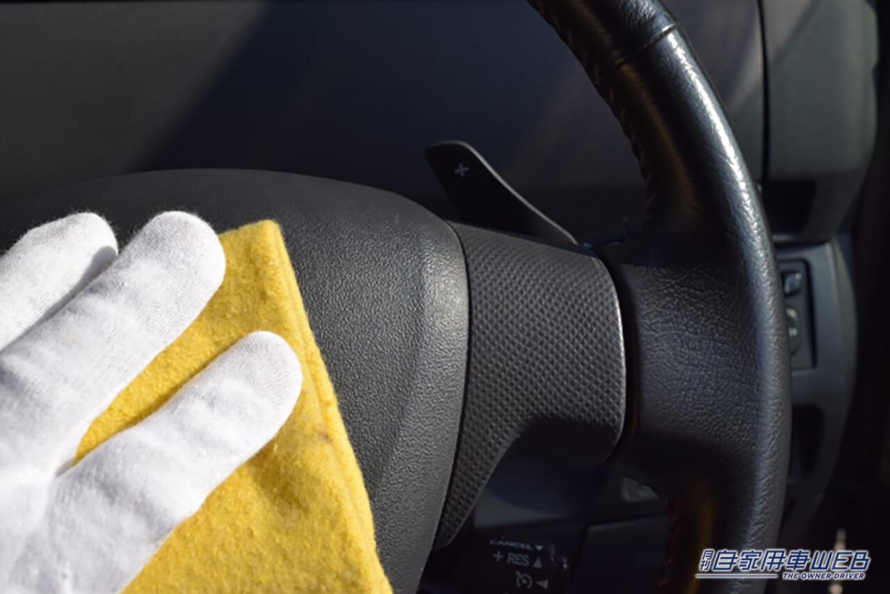 車内が汚れている場合も|「どうしよう…」カーシェアを検討している人に伝えたい5つのポイント【クルマは新車? 中古? シェア?!】