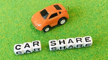「どうしよう…」カーシェアを検討している人に伝えたい5つのポイント【クルマは新車? 中古? シェア?!】