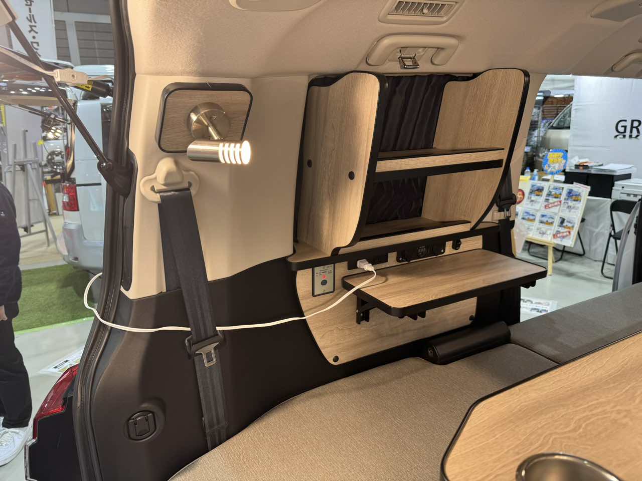 ｜「選んだ人、勝ち組かも」ちょっと反則級の強すぎるミニバン。新車／中古車でもベースにできる柔軟性は◎