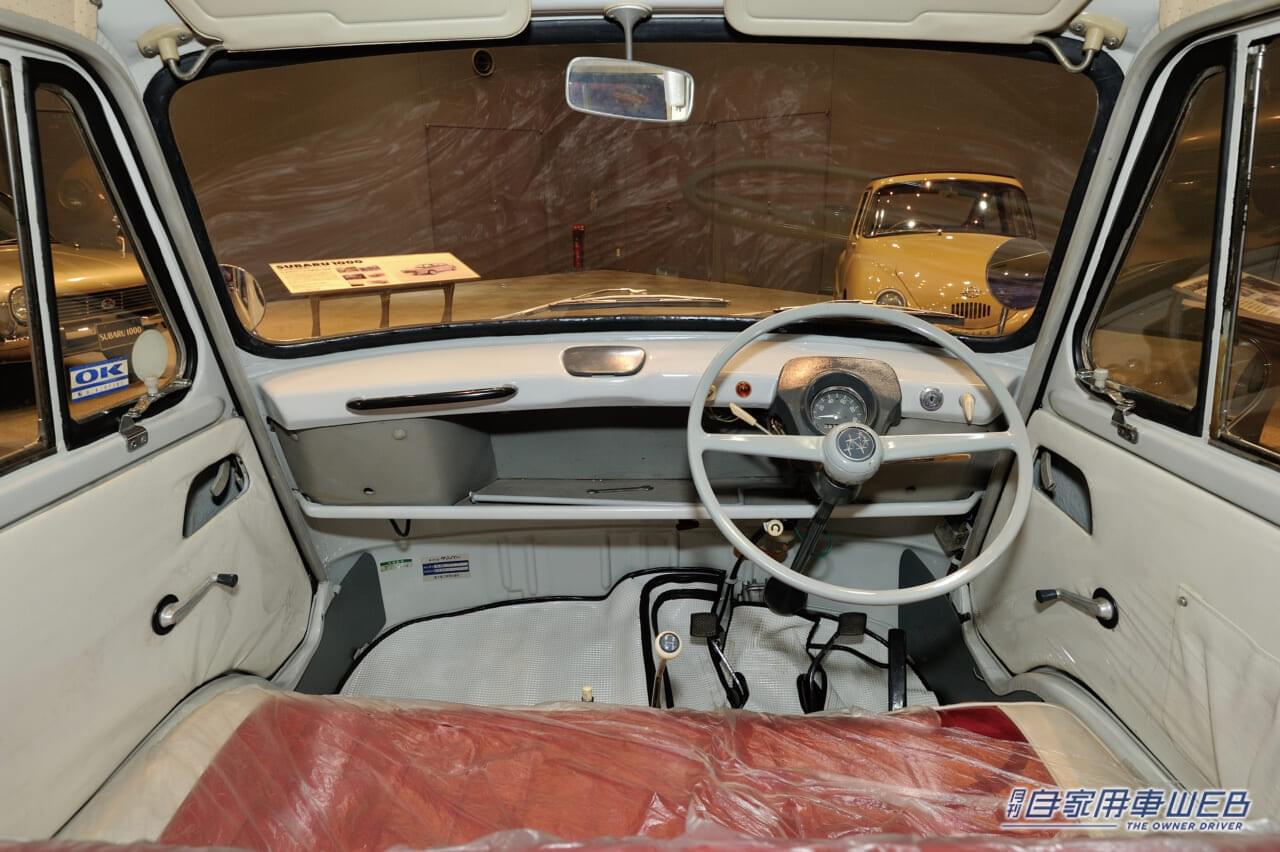 スバル|初代サンバー|運転席|「えっ…めっちゃかわいい」65年前のスバル車。癒し系デザインで多くの人に愛された。真横から見るととある形が浮かび上がる…大ヒットモデルを紹介