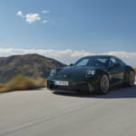ポルシェ 911 GT3ツーリンパッケージの走行シーン