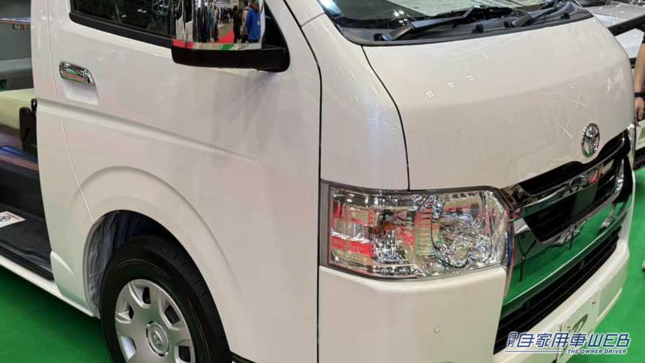 |「ただのハイエース…じゃない!」「麻雀とかしたい」明るく広いトヨタ ハイエースがベースのキャンパー「キッチン付き・シャワーあり」