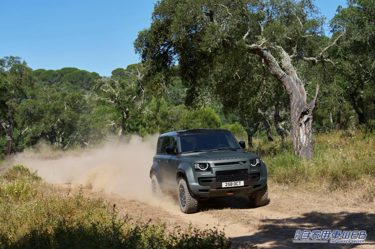 |「本格オフローダーでも抜群の速さ」ランドローバーの最新クロスオーバーSUV「ディフェンダー OCTA(オクタ)」大台超えの価格でも争奪戦がうなずけてしまう納得の理由