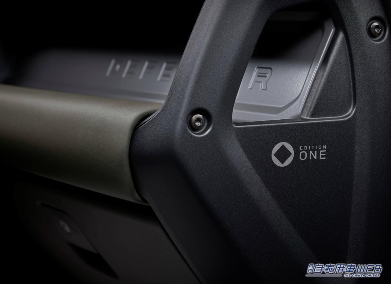 |「本格オフローダーでも抜群の速さ」ランドローバーの最新クロスオーバーSUV「ディフェンダー OCTA(オクタ)」大台超えの価格でも争奪戦がうなずけてしまう納得の理由