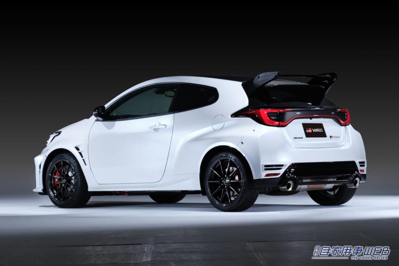 GRヤリス エアロパッケージ(プロトタイプ)|GRヤリス、RCグレードにメーカーOP設定決定! 超絶エアロ&可変ウイングで「みんな振り返る確定です!」【オートサロン2025】