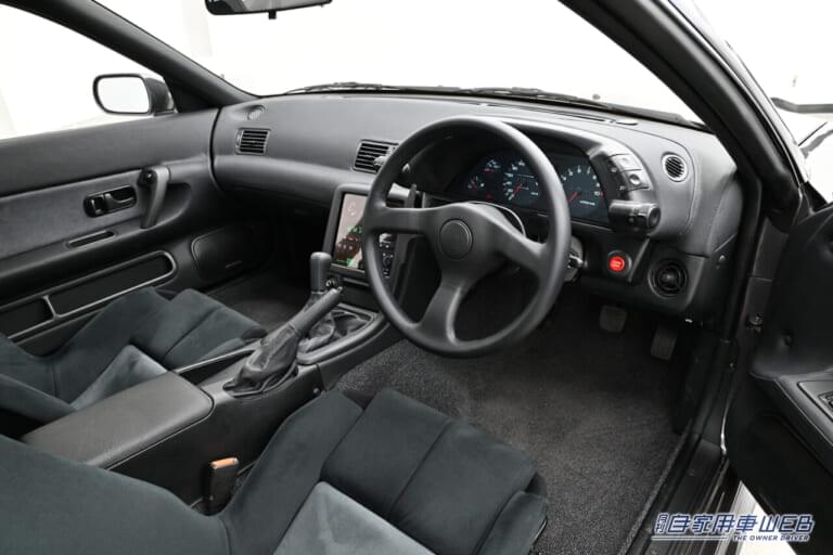 日産スカイラインGT-R(R32)EVコンバージョン|GT-RのEVコンバージョンモデル、鮮烈デビュー「伝説のクルマが電気自動車として復活!?」【オートサロン2025】