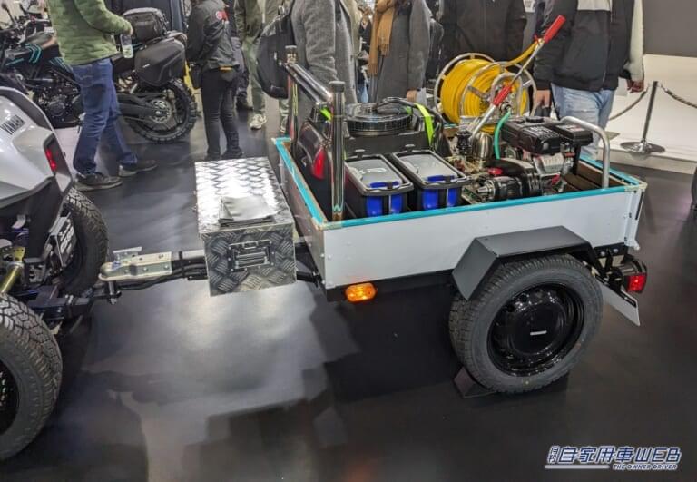 YAMAHA DIAPASON C580 Fork1|「え、ブルドーザー!?」ヤマハの汎用EV“DIAPASON”が遊び心くすぐりまくり「庭で乗り回したい!」