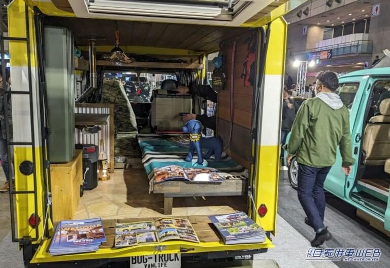 Bug-truck PANEL VAN Paw Pal|「車内で薪ストーブ!!」煙突が突き出てるハイゼットバンの軽キャンパー、公道走行OKってホント!?