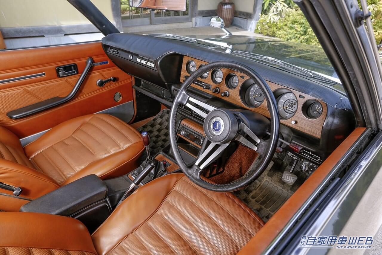 旧車の室内イメージ|「独特の音、匂い、振動…」所有するには覚悟が必要。それでも欲しい旧車&ネオクラシックカー。