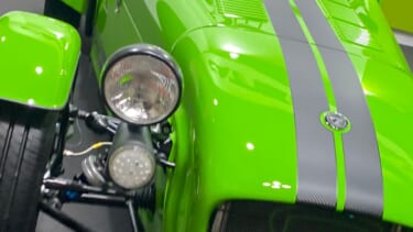 「いやいや嘘でしょ?」「とんでもない軽…」美しいデザイン。800万円超え軽自動車は、公道可・サーキット可。