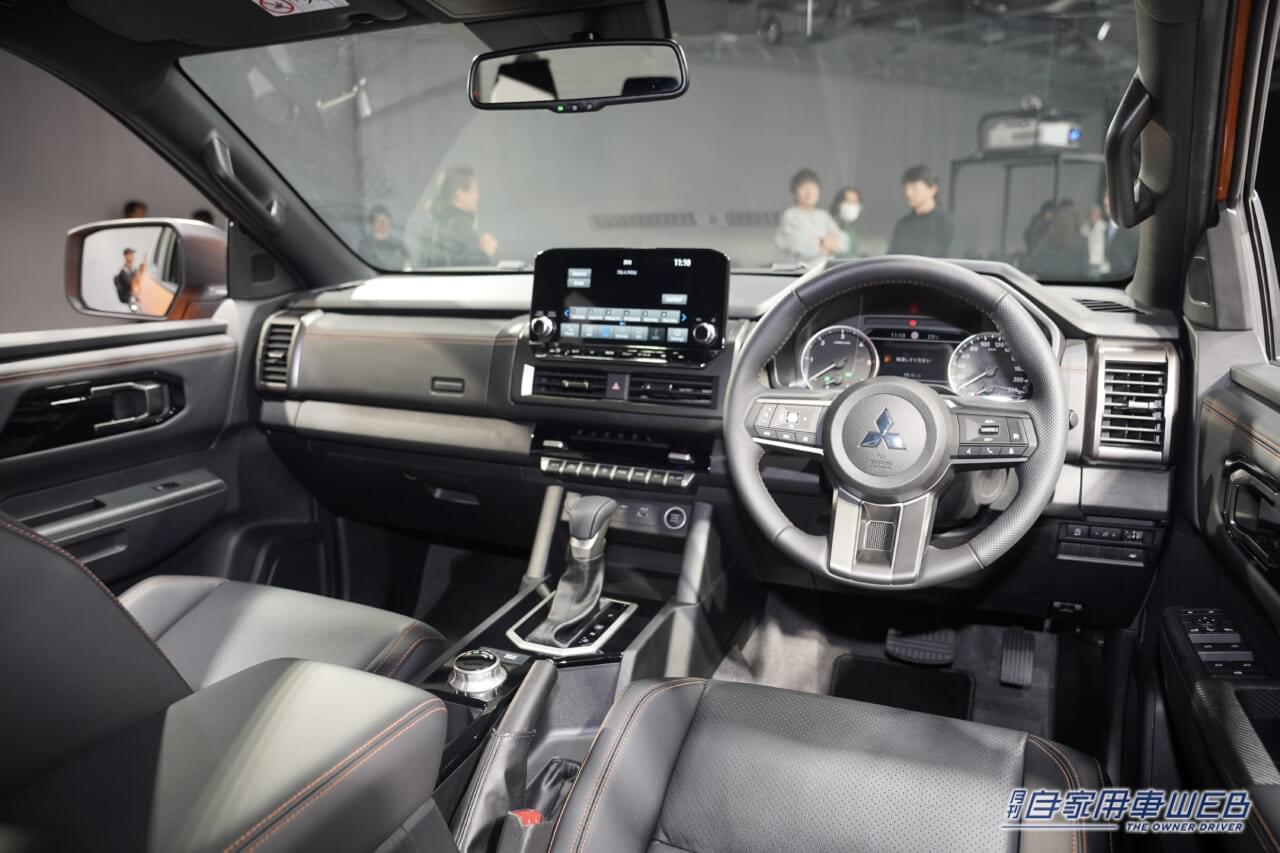 三菱トライトン|とにかく曲がってくれる! 三菱トライトン「雪道はまさに大好物」ガチ勢すら唸らせる走破力を再確認