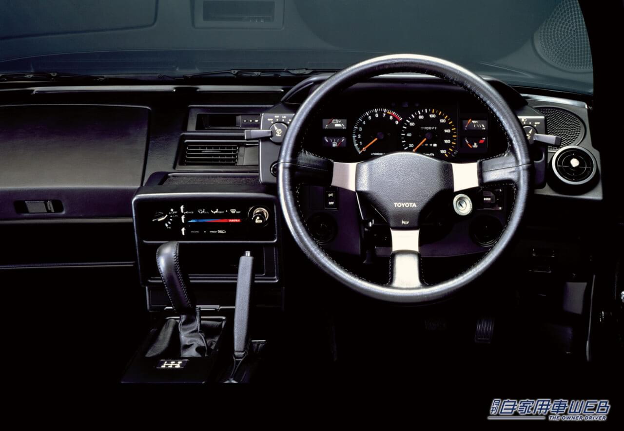 |「ミッドシップで過給器付き、それでいてリーズナブル」「若者が飛びついたのは当然」TOYOTA MR2(AW10/11)【カー・オブ・ザ・イヤー獲得は伊達じゃない】