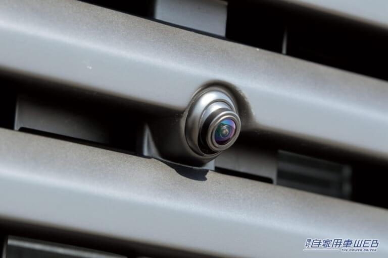 ジムニー用オリジナルフロントグリル(カメラ内蔵タイプ)|データシステム|これがあればジムニーの“安心&便利度”がアップ! ユーティリティをグンと向上させるカメラキットを発見