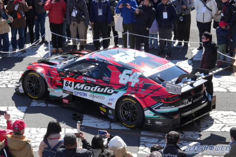 Modulo Nakajima Racing|2025SuperGTシリーズ500クラス参戦車|「Modulo Nakajima Racing」2025年SUPER GT参戦マシンのカラーリングを公開〈Modulo THANKS DAY 2025〉