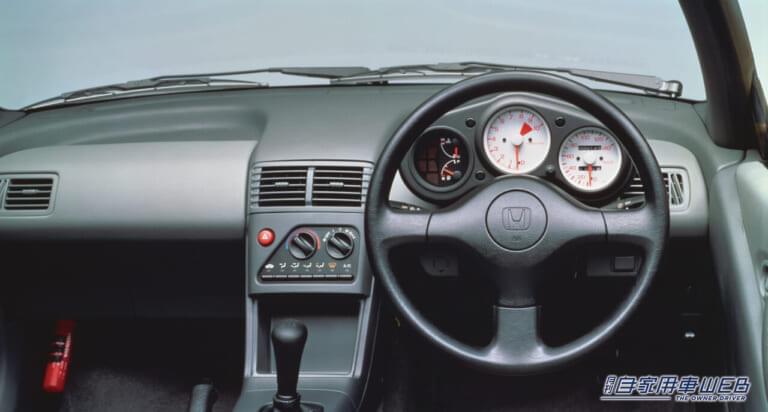 ホンダ ビート|実用性を無視して⁉︎軽自動車の限界に挑戦!「走る楽しさ」を極限まで追求したミッドシップ・オープンスポーツ