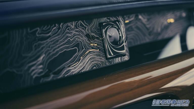 ロールスロイス ゴールドフィンガー|ギャラリー(フェイシア)|「天井にドラゴン?!」ロールスロイス ファントムの特注モデルは、もはや“走る芸術品”だった件【最新モデル3台を紹介】